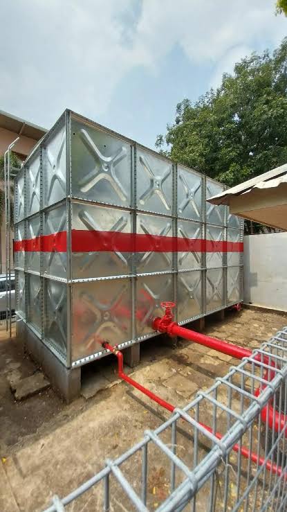 Square steel HDG pressed tank installation in Zambia